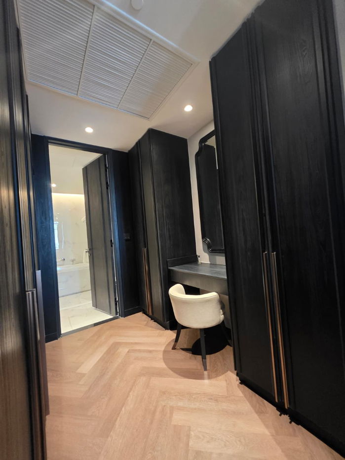 picture Luxurious French-style, fully-serviced apartment in Thonglor, offering luxurious living at affordable monthly rates. - 8/27