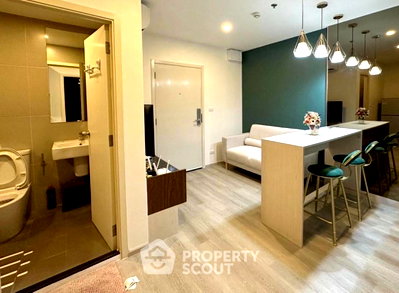 Condos for rent : High-Floor 1-BR Condo At Elio Sathorn-Wutthakat, 19th Floor, BTS Wutthakat (ID 1900458)