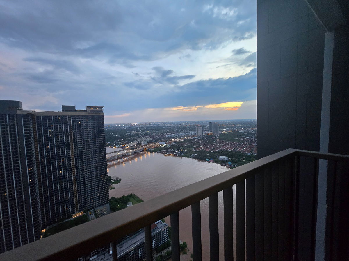 picture politan aqua riverside  condo for rent - 12/22