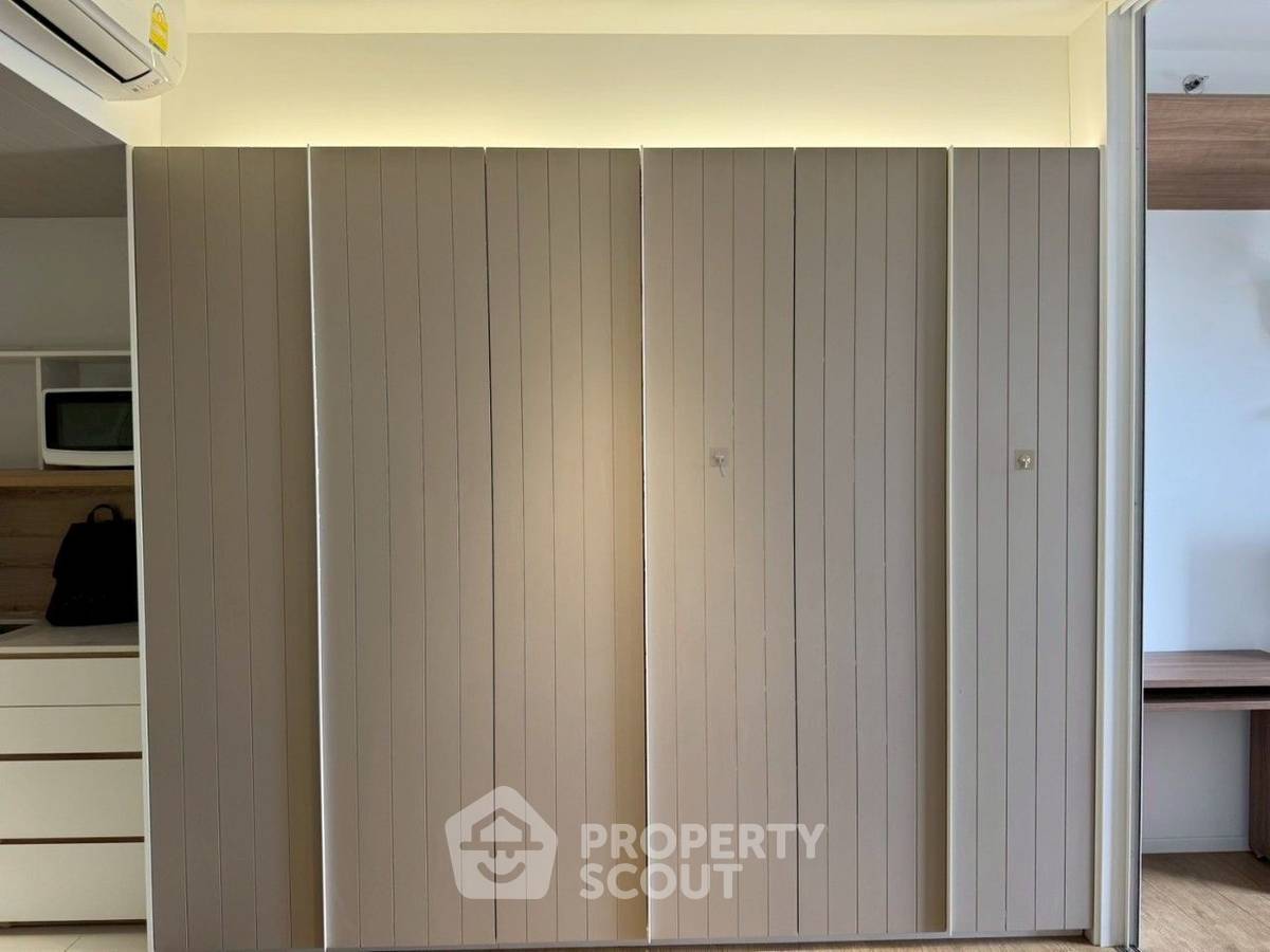 picture 1-BR Condo at Triple Y Residence Samyan near MRT Sam Yan (ID 2350570) - 6/9