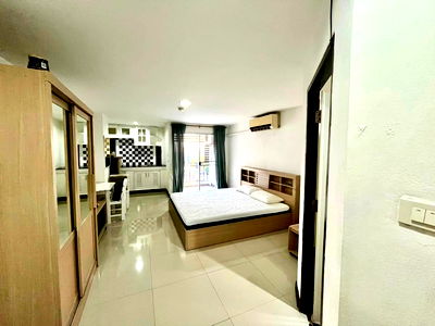 Condos for rent 700 Year Sports Arena Chiang Mai : Condo for rent at chiangmai view place1