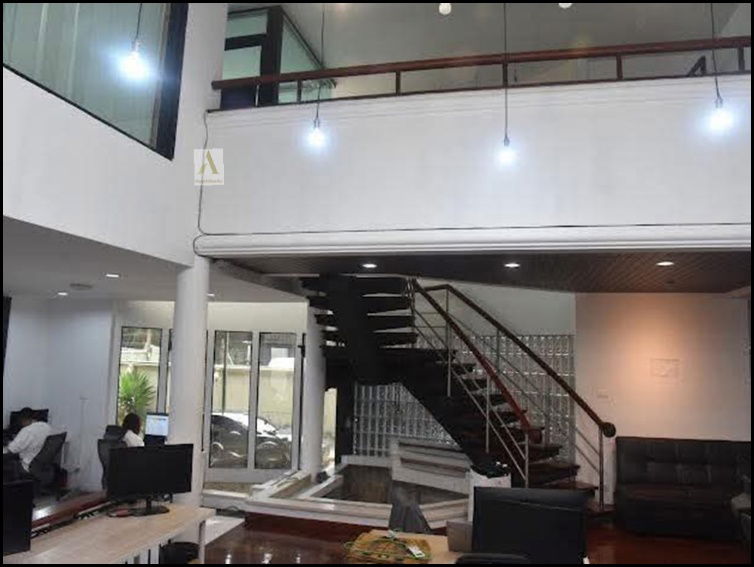 รูป AH614 ให้เช่าบ้านหลังมุม โฮมออฟฟิศ เนื้อที่ 200 ตร.ว. ย่านลาดพร้าว จตุจักร ที่จอดรถ 10 คัน ใกล้รถไฟฟ้าMRTลาดพร้าว - รูปที่ 19/20