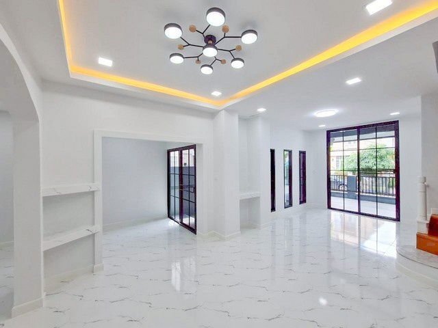 รูป บ้านรีโนเวทใหม่ วรารักษ์ รังสิต คลอง 3 พร้อมเข้าอยู่ - รูปที่ 4/8