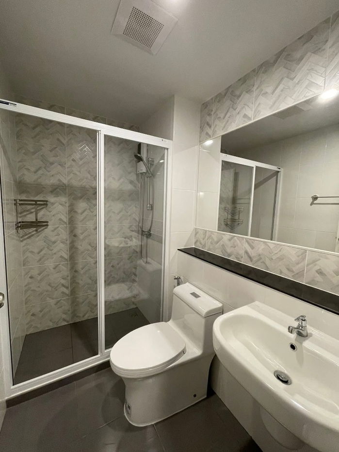 รูป AS1638 ให้เช่าคอนโด Regent Home บางนา ห้องสวย พร้อมเครื่องใช้ไฟฟ้าเฟอร์นิเจอร์ครบ - รูปที่ 10/11