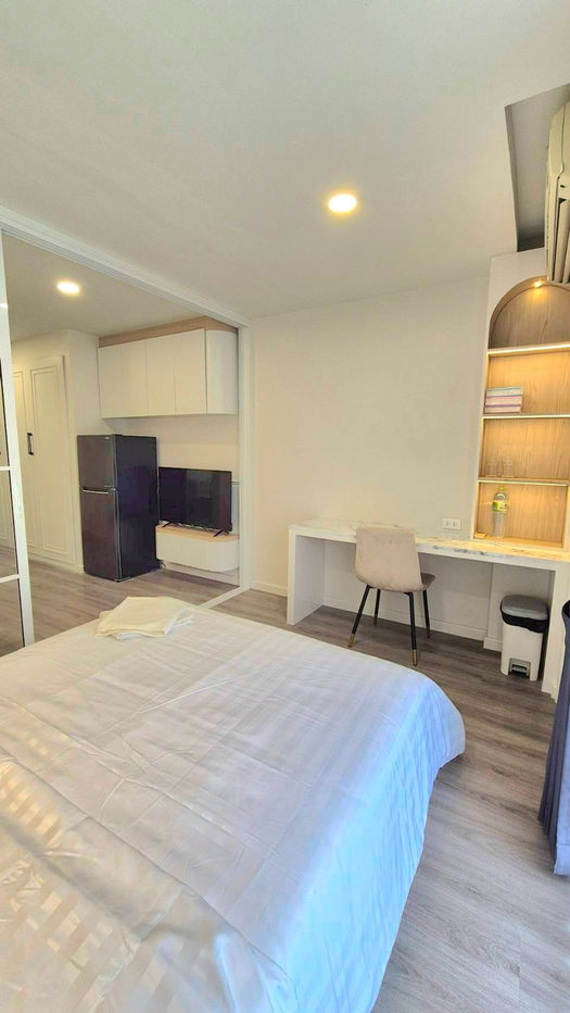 picture 🟢Condo For Rent 🟢I-House Laguna Garden RCA Zone MRT Rama 9 Fully-Furnished 1 bedroom 1 bathroom HOT!! - 3/7