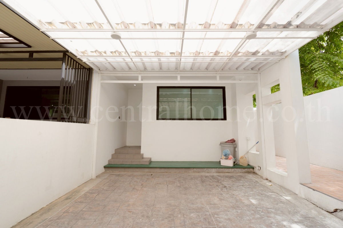 รูป ให้เช่า ทาวน์เฮ้าส์ ไพรเวท เนอวานา ไลฟ์ - ลาดพร้าว 71 หลังมุม รีโนเวทใหม่ - รูปที่ 2/20