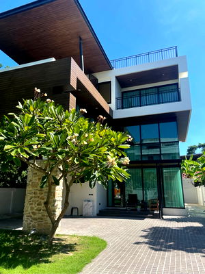 Home office for rent Sangkhom Songkhro Road : ✨ For rent Detached House at Ratchada 18  