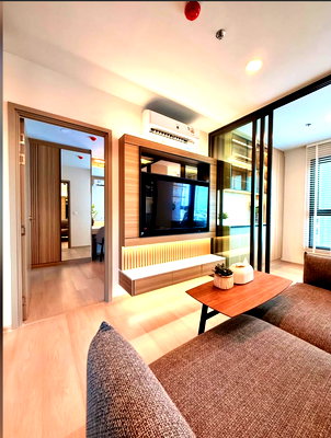 Condos for rent Bangkok University : Aspire Onnut. 1bed 35sqm. Line id: @pfagent