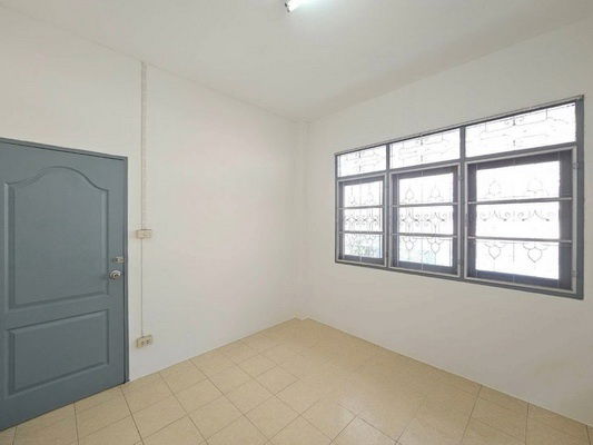 picture FOR RENT TOWNHOUSE CHARANSANITWONG 13 / 2 bedrooms 2 bathrooms / 22 Sqw. 120 Sqm. **15,000** CLOSE TO MRT CHARAN 13 STATION - 7/11
