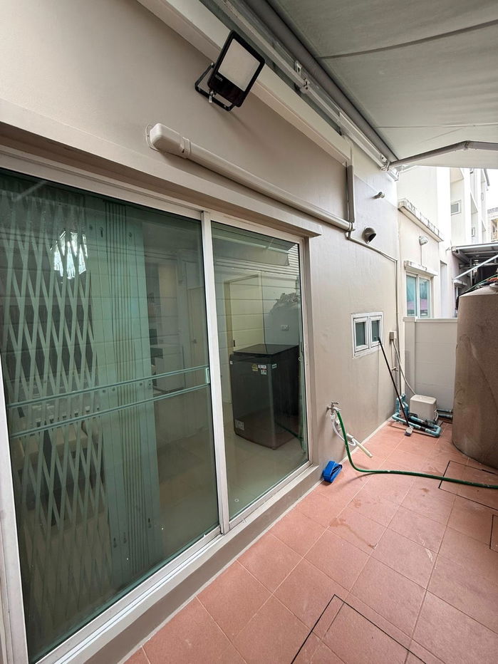 picture S04-0056 Townhome for rent in Baan Klang Muang Sukhumvit 77. - 2/23
