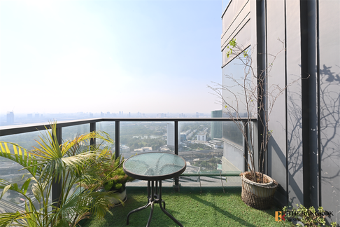 M Ladprao near BTS Ha Yaek Lat Phrao Condo in Prime Location, Attractive Price