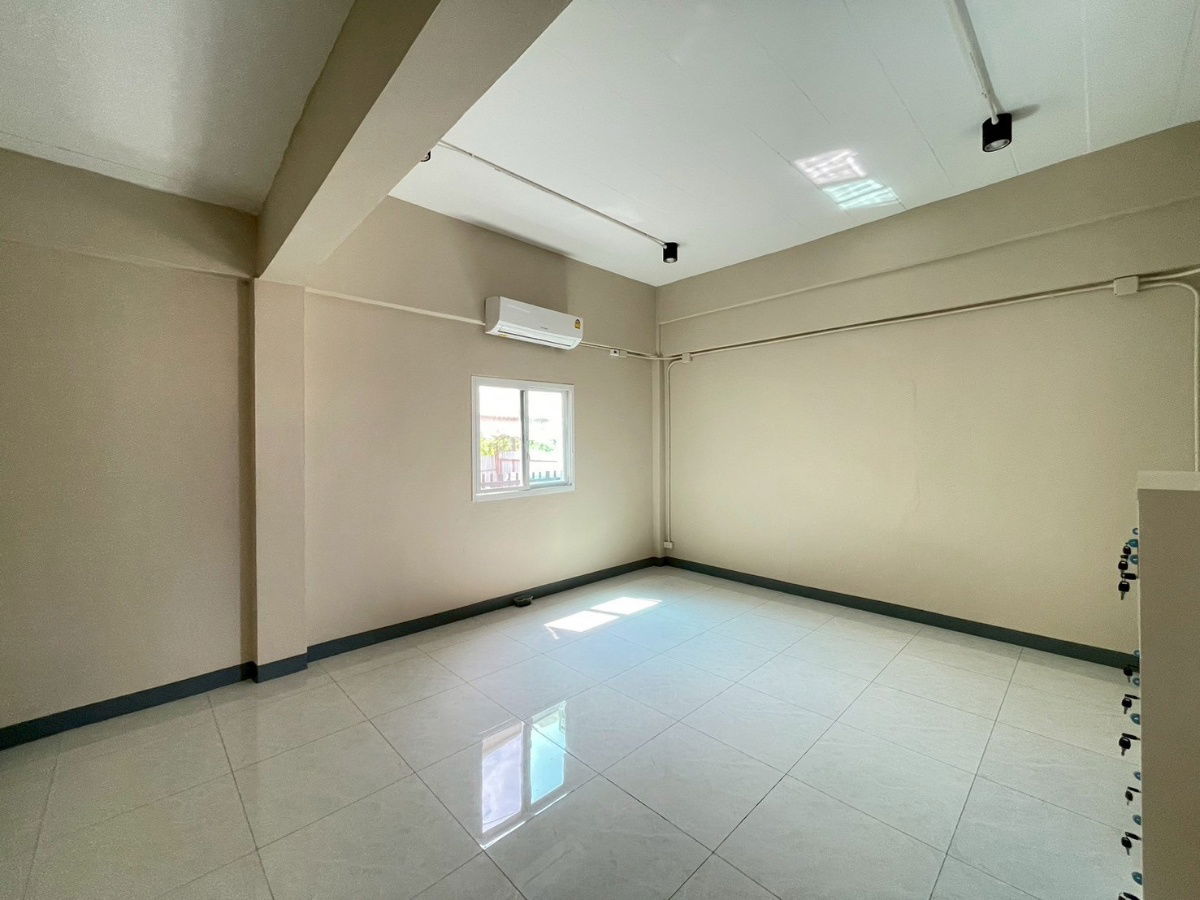 รูป ให้เช่า อาคาร บ้านเดี่ยว 4 ชั้น 99 ตรว. อยู่ พัฒนาการ จดทะเบียนบริษัทได้ - รูปที่ 23/27