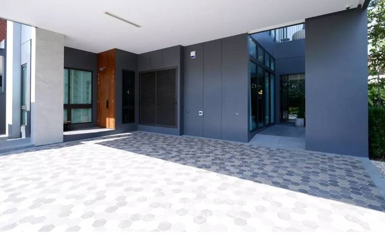 4-bed house for sale, 416 sqm, 57 sq wah, Tararom Private Residence Ramkhamhaeng 9
