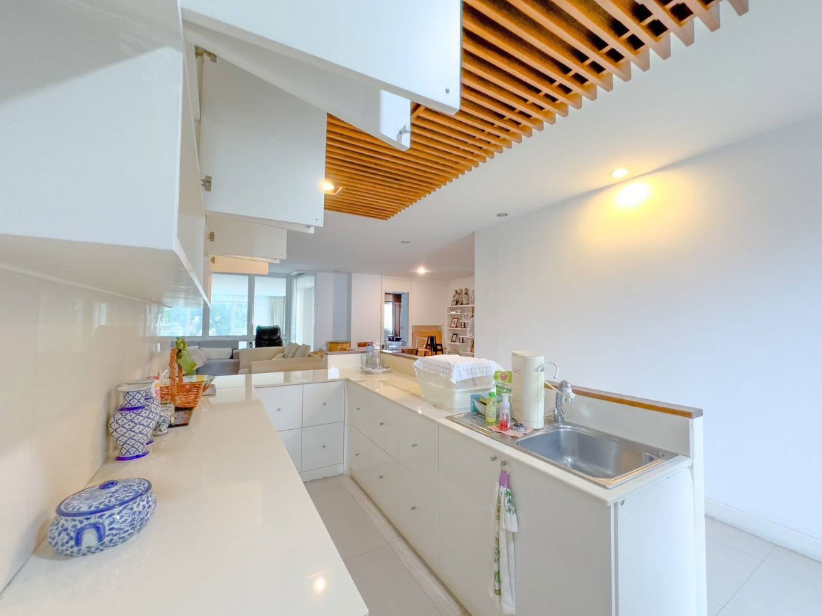 รูป ขายบ้านเดี่ยวเอกมัย สุขุมวิท63 ที่ดิน193ตร.ว บ้านหลังใหญ่ 7ชั้น พื้นที่ใช้สอย2,800 ตร.ม ที่จอดรถเยอะ ใกล้ BTSเอกมัย ทองหล่อ อาคารสำนักงาน 0879074045 - รูปที่ 9/19