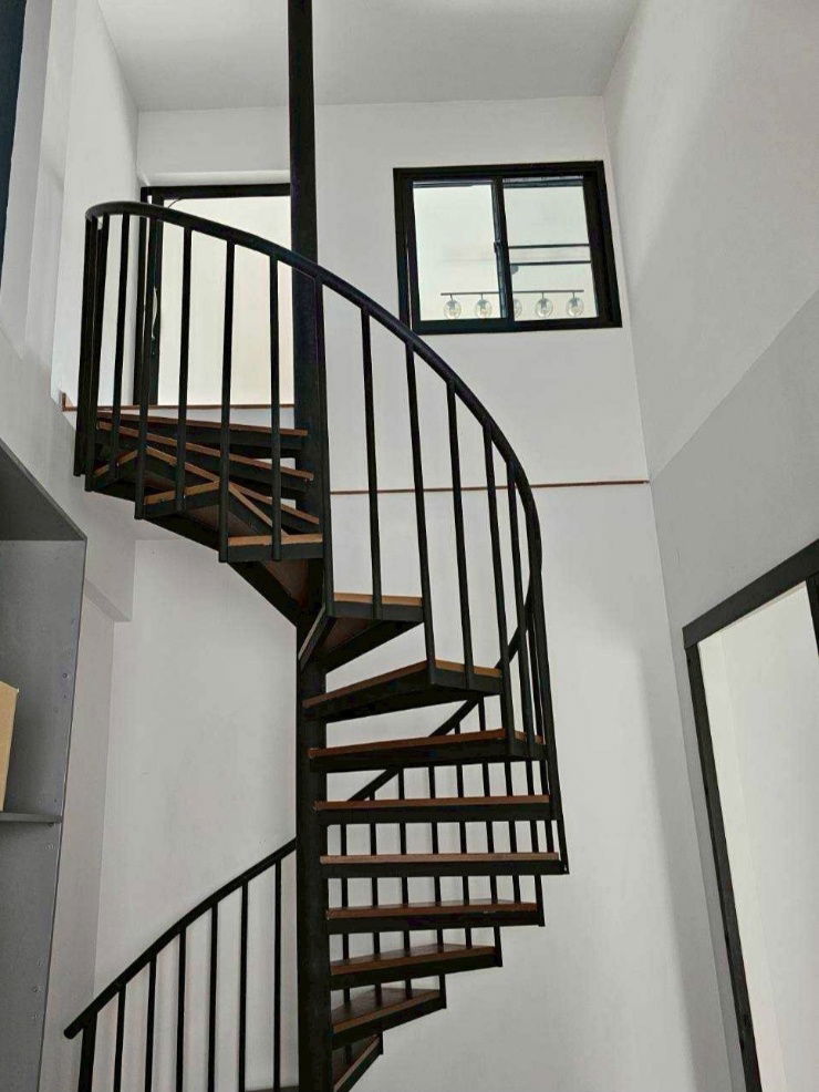 ขายทาวน์โฮม : ขายบ้านหรือโฮมออฟฟิศ เฮ้าส์ 35 แจ้งวัฒนะ