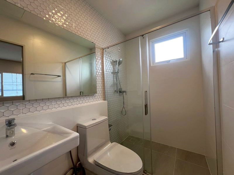 picture For Sale: Detached House at Villaggio 3 Srinakarin-Bangna Brand New Condition, Ready to Move In, Near Mega Bangna - 10/16