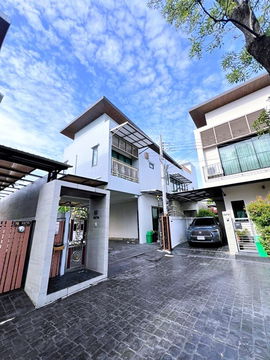 The Circle Ratchapruek 1.4 km. TalingChan Floating Market 900m. MRT BangKhunNon 3.2km. New house for