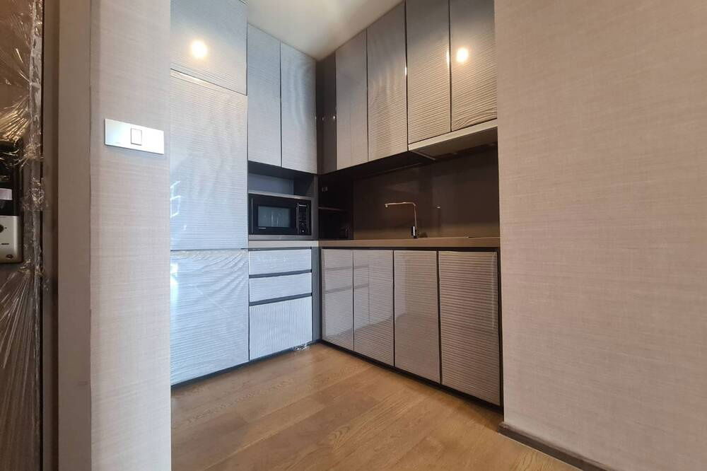 picture 🔥 For Sale  !! 🔥 Code C20221201577...The Diplomat Sathorn, 1 bed, 1 bath, North Facing, high floor 14++, furnished, ready to move in, SELL AT LOSS!! - 7/10
