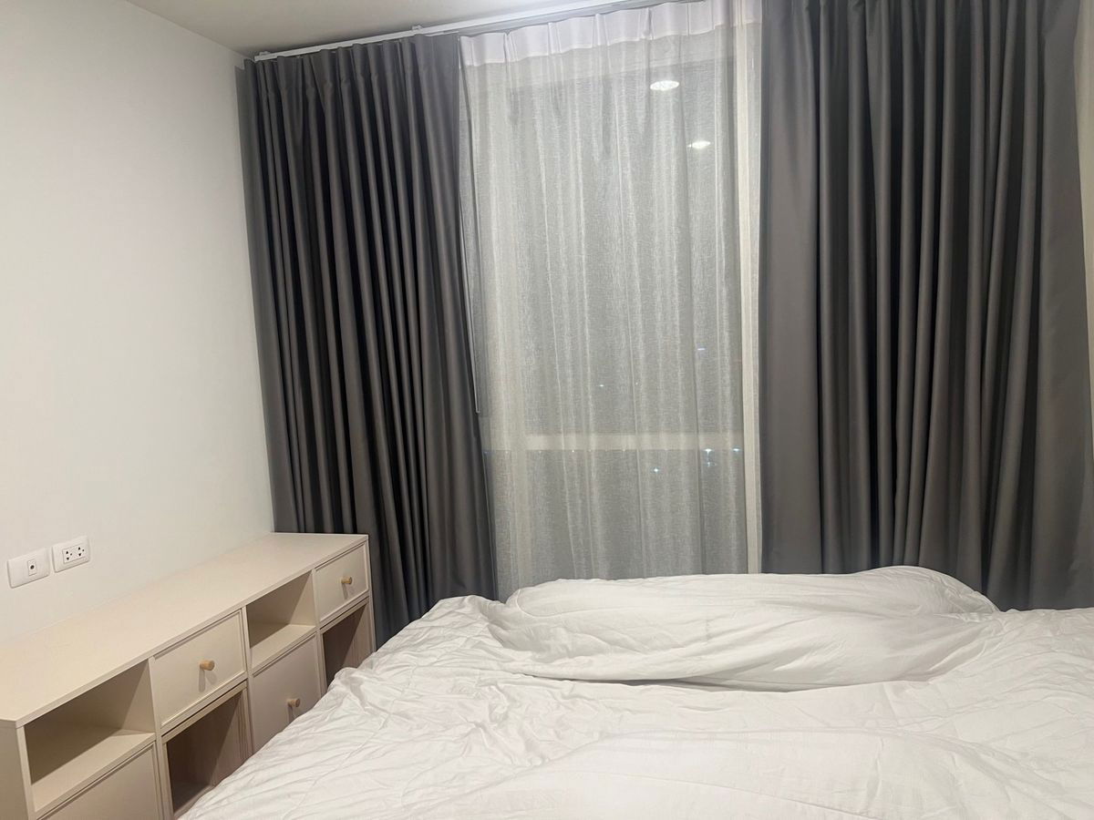 picture MRT Huai Khwang  75 m. Price  20,000 Baht Condo XT Huaikhwang ( Rental ) - 3/8
