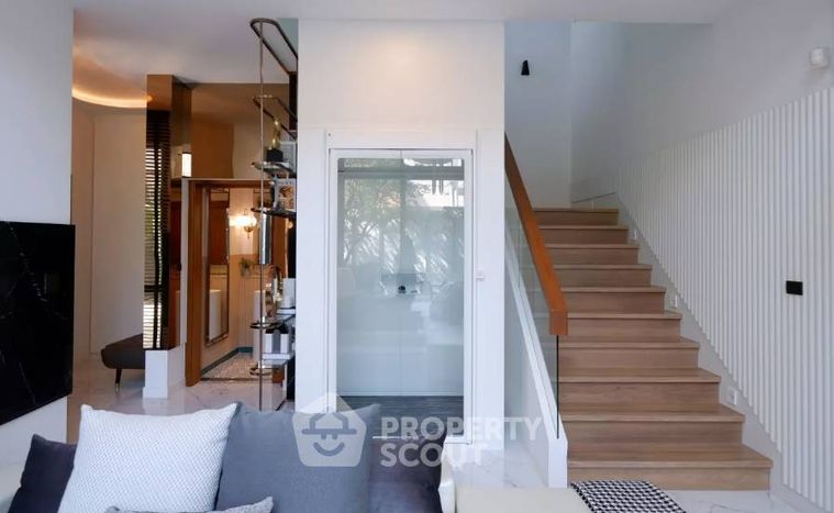 4-bed house for sale, 416 sqm, 57 sq wah, Tararom Private Residence Ramkhamhaeng 9
