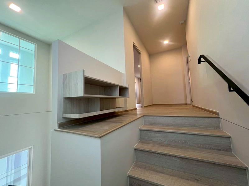 รูป ขายบ้านเดี่ยวโครงการ วิลลาจจิโอ 3 ศรีนครินทร์-บางนา | Villaggio 3 Srinakarin – Bangna สภาพใหม่ พร้อมเข้าอยู่ ใกล้เมกาบางนา - รูปที่ 15/16