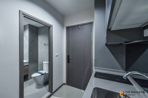 Ideo Sukhumvit - Rama 4 near BTS Phra Khanong Comfortable and Ready to Move-in