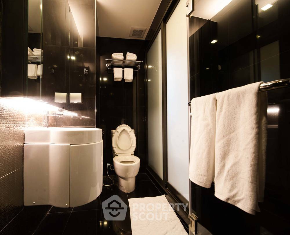 picture 1-BR Condo at Rhythm Sukhumvit 36-38 near BTS Thong Lor (ID 301312) - 8/8