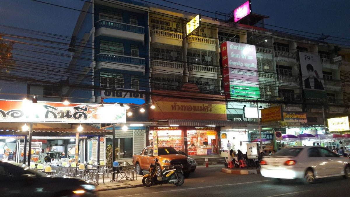 รูป ขายอาคารพาณิชย์ 5ชั้น 30 ตรว บูรพาซิตี้ ทำเลดีมาก ติด เซเว่น โลตัส Cj ธนาคาร ตลาดสด ถนนบางนา-ตราด กม 42 ราคาต่อรองได้ - รูปที่ 1/11