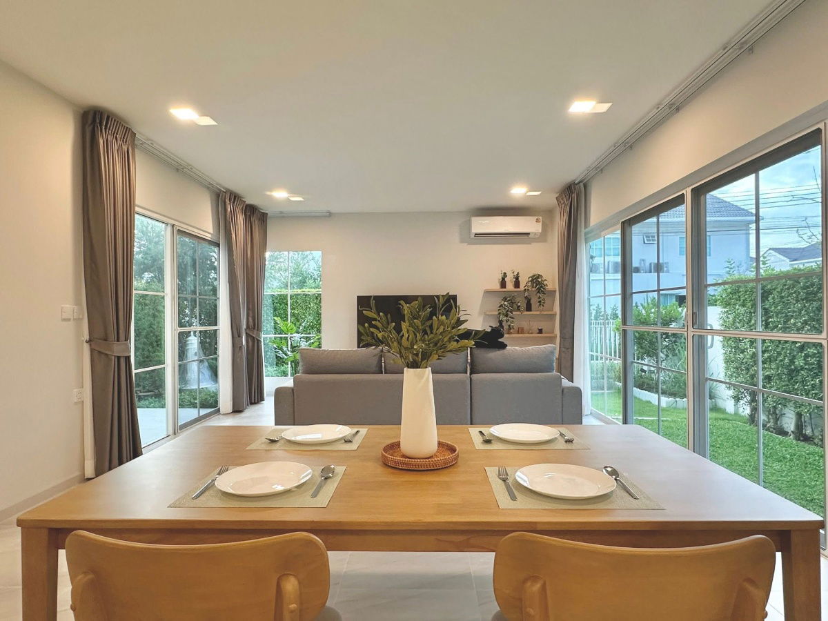 picture 🏡 Single house for rent Chaiyapruek Bangna, Km. 15. 3 bedrooms, corner plot, 184 sq m, near Mega Bangna. - 2/21