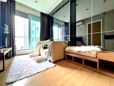 ขายคอนโด : ขาย คอนโด Rhythm สุขุมวิท 50 แบบ 1 ห้องนอน 35 ตรม ชั้นสูง รีโนเวทหม่ สไตล์ Modern Loft เฟอร์นิเจอร์ เครื่องใช้ไฟฟ้าครบ ใกล้ BTS อ่อนนุช : MJ25S-006