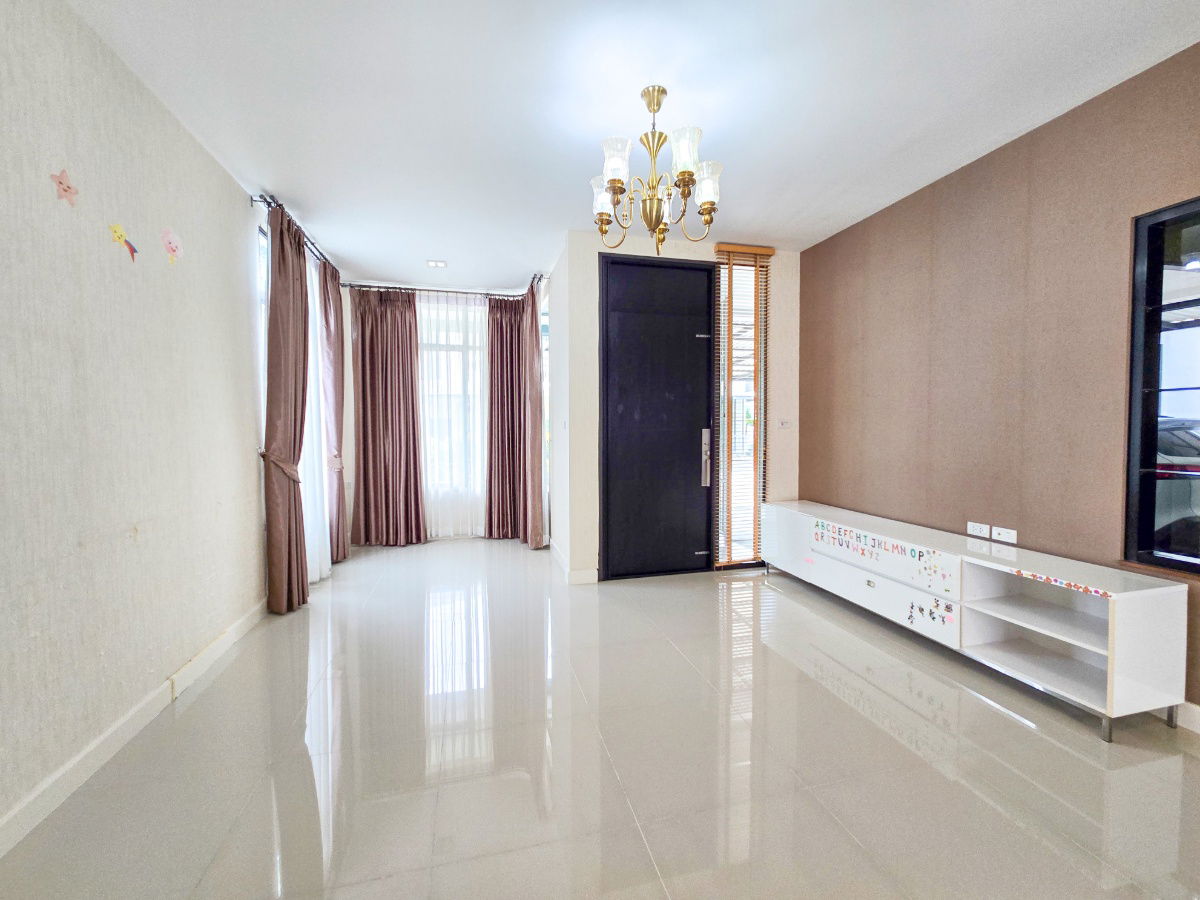 picture For sale, single house, Manthana Srinakarin-Bangna, size 52 sq.w., usable area 165 sq.m., beautiful plot, no one behind the house, ready to move in - 6/20