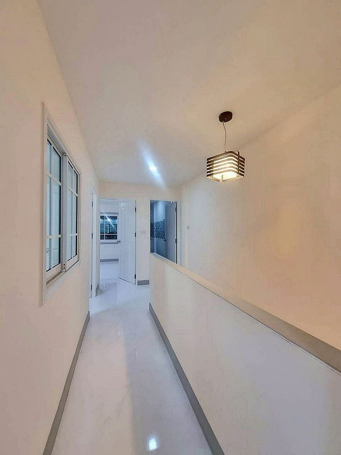 รูป บ้านสวย 3 ห้องนอน  อยู่หลังเซ็นทรัล เวสเกต   #หมู่บ้านรัตนาธิเบศร์ บางใหญ่   #รถไฟฟ้า สถานีตลาดบางใหญ่ อยู่หน้าหมู่บ้าน - รูปที่ 11/16