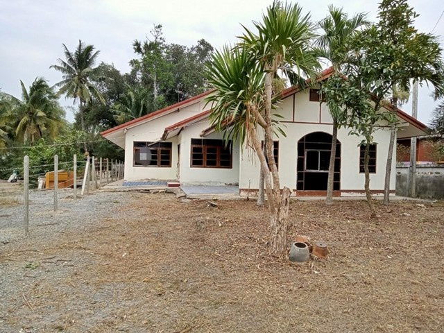 picture FOR SALE  HOUSE PROPERTY  850000 BAHT. - 1/8