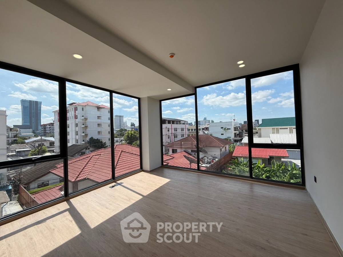 picture 2-BR Condo At Aritier Penthouse At Ari, 4th Floor, BTS Ari (ID 2350036) - 5/10