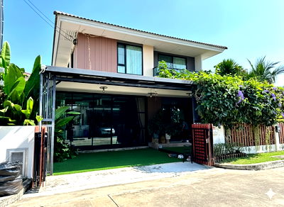 บ้านเดี่ยว กรุงเทพมหานคร : ขายบ้านเดี่ยวหลังมุม Townplus Prachauthit (ทาว์นพลัส ประชาอุทิศ) โดยแสนสิริ | ส่วนตัว วิวทะเลสาบ ฟังก์ชันครบ