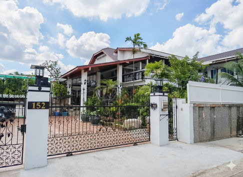 ให้เช่าบ้านเดี่ยว เงียบสงบ ในซอยพหลโยธิน 40 เดือนละ 170,000 บาท