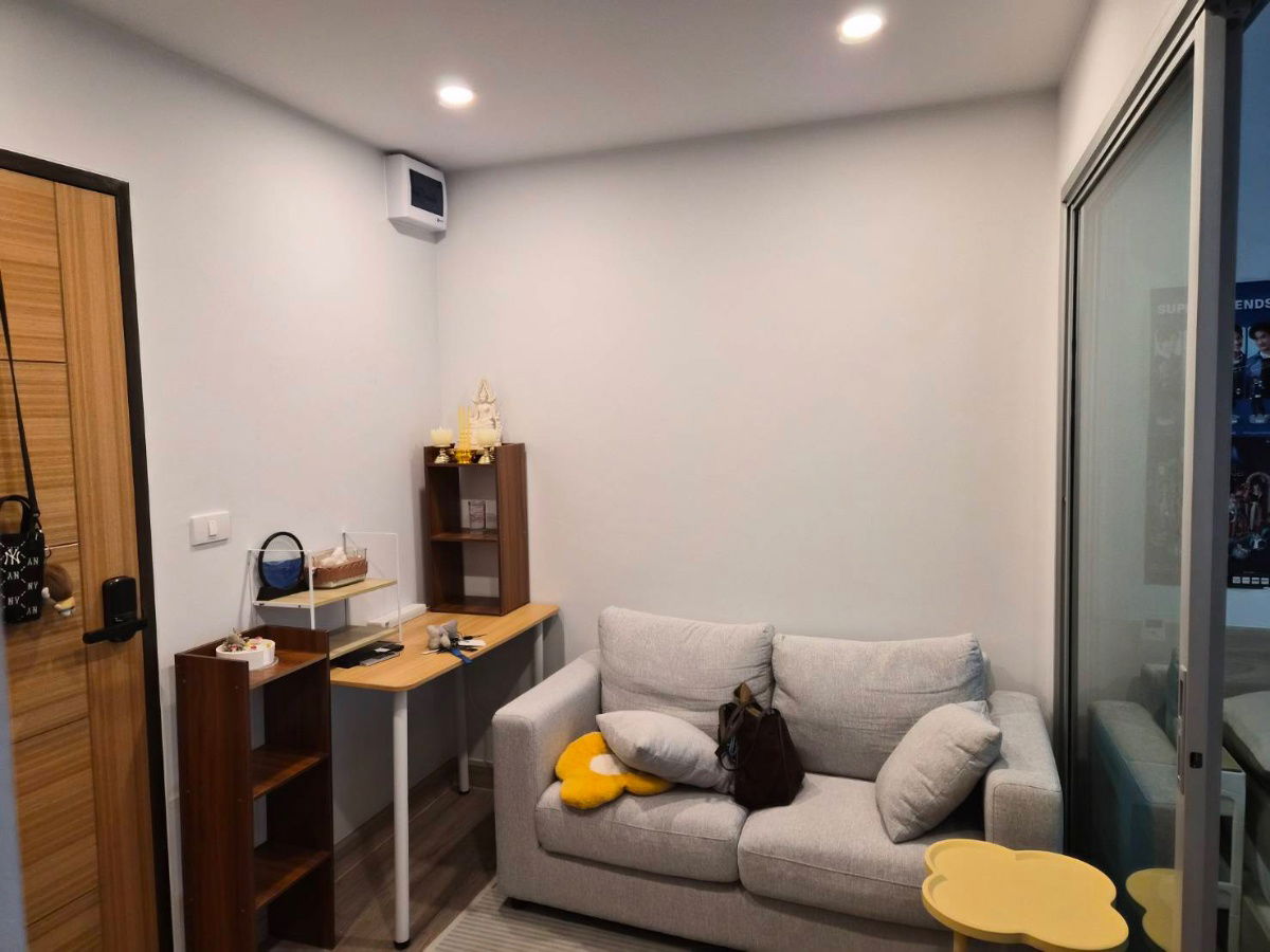picture 	B5 Kirin Rajapruk Condo for Rent / Roommate Wanted | Fully Furnished | Prime Location Near Tourist Attractions - 3/8