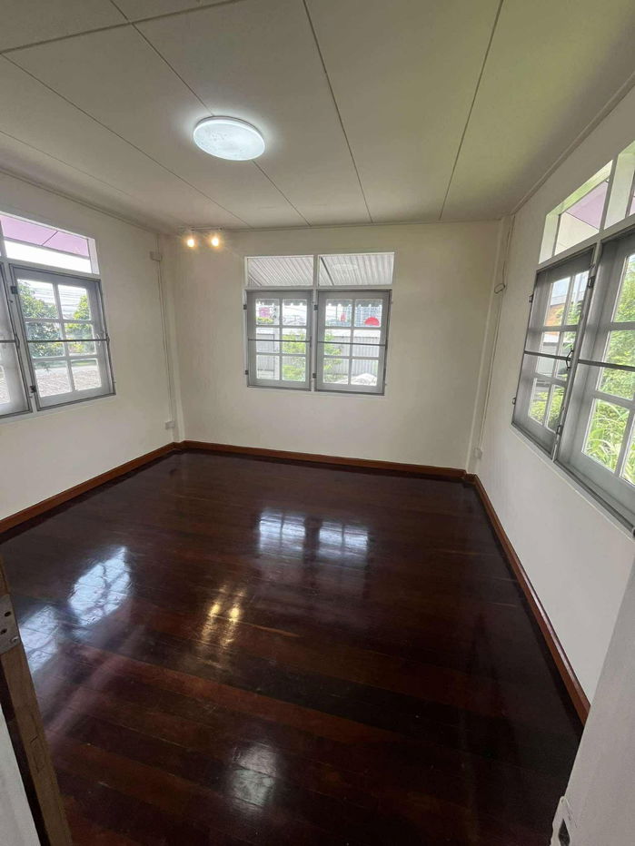 picture For Rent single house or home offce on Theprak near BTS and Donmuang Airport  - 6/12