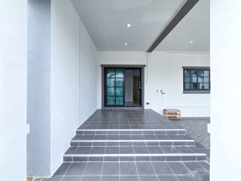 รูป ขาย บ้านเดี่ยวชั้นเดียว มบ. เดอะ มิลตัน ปลวกแดง-มาบยางพร 50ตรว. บ้านสวย เพื่อนบ้านดี ฟรีของแถมในบ้านหลายรายการ - รูปที่ 4/20