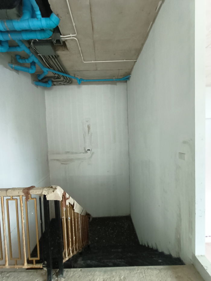 picture 📢 URGENT RENTAL: PRIME 200 SQM COMMERCIAL SPACE IN BANGNA - 4/6