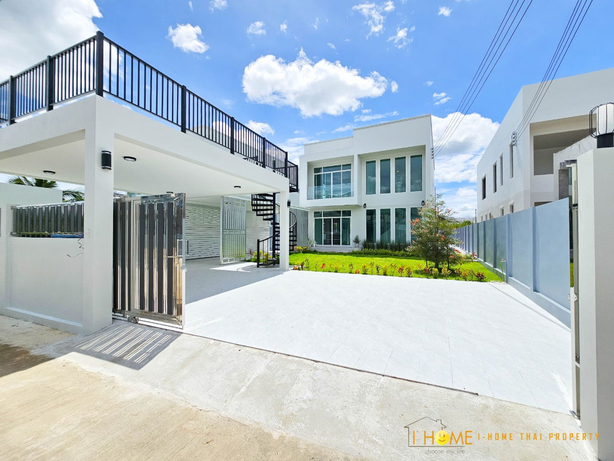 รูป  ขาย บ้านเดี่ยวสองชั้น   4 ห้องนอน  5 ห้องน้ำ  2 ห้องครัว  2 ที่จอดรถ - รูปที่ 2/39