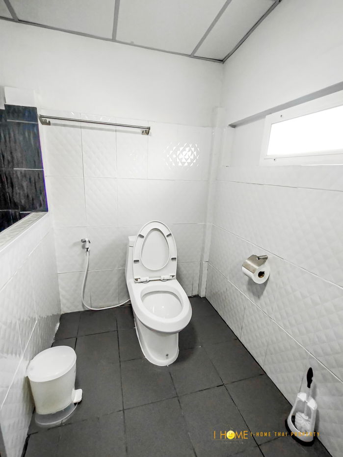 picture A house for rent with 5 bedrooms,2 toilets,  and 1 kitchen. - 15/31