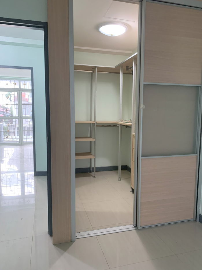 picture Home Office Rental: Nawamin Area (50M to Main Road) | Spacious 4-Bedroom Townhome near BIK2/Synphaet Hospital - 8/21