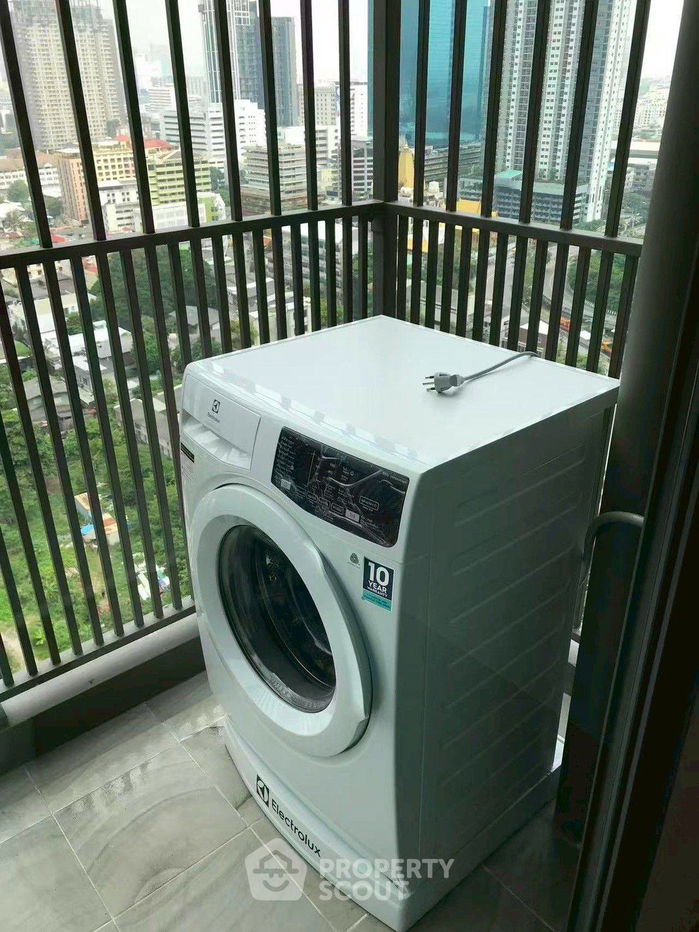 picture 2-BR Condo at C Ekkamai near ARL Ramkhamhaeng (ID 2353054) - 6/21