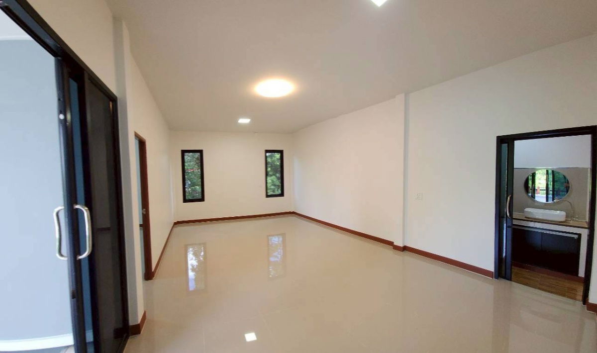 picture Newly built house for building a new home | Near Motorway M6 | 50 sq m | (1.5 million baht)  - 11/30
