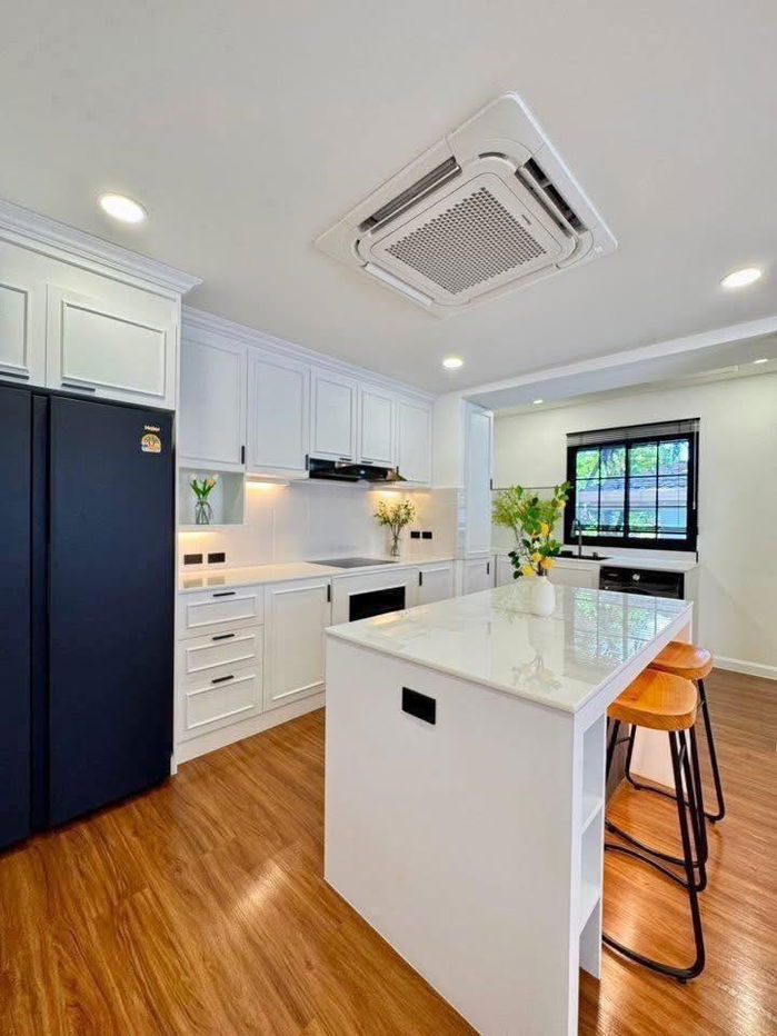 picture For sale pool villa North Pattaya 12.9 million - 26/42