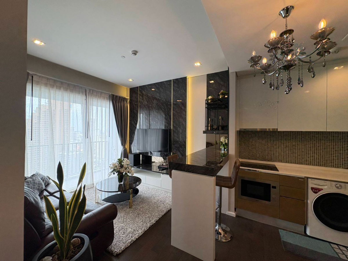 picture *** Condo for rent : The Saint Residences *** - 9/17