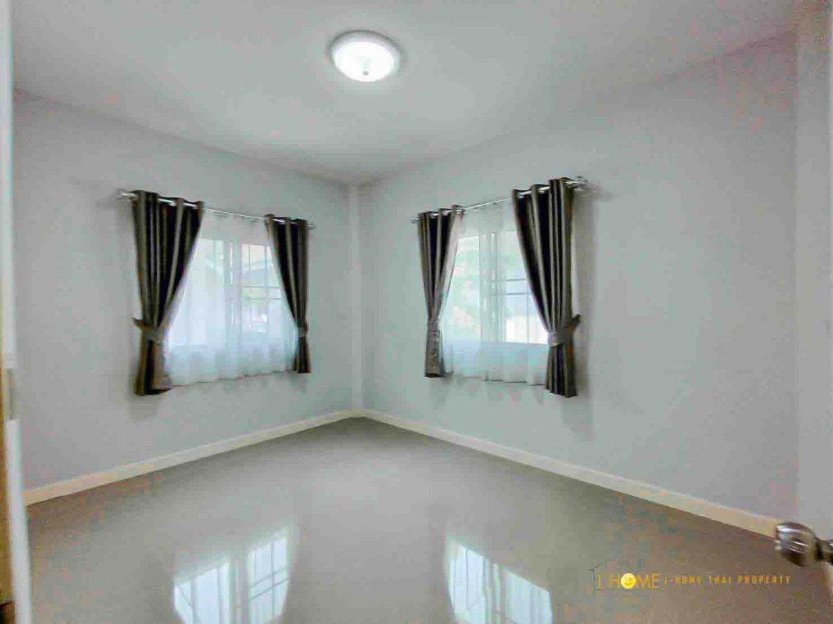 picture  A house for rent with 3 bedrooms,2 toilets,  and 1 kitchen. - 21/31
