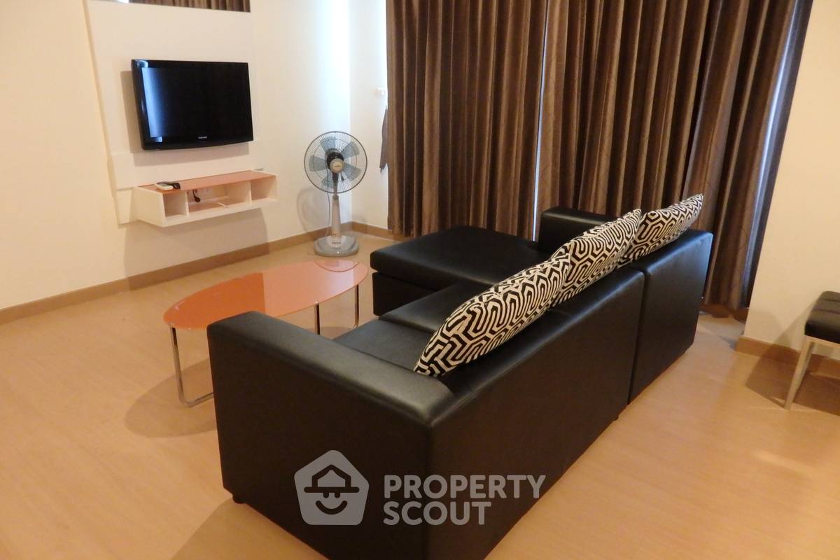 picture 2-BR Condo at Life @ Sukhumvit 67 near BTS Phra Khanong (ID 886095) - 1/10