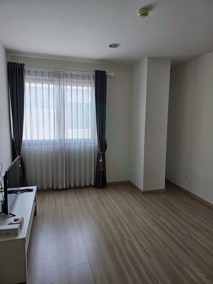 picture 🎊 For rent condo B-LOFT LITE SUKHUMVIT 115 Building 1, Floor 8,1 bed room, Room size 32 sqm - 2/8